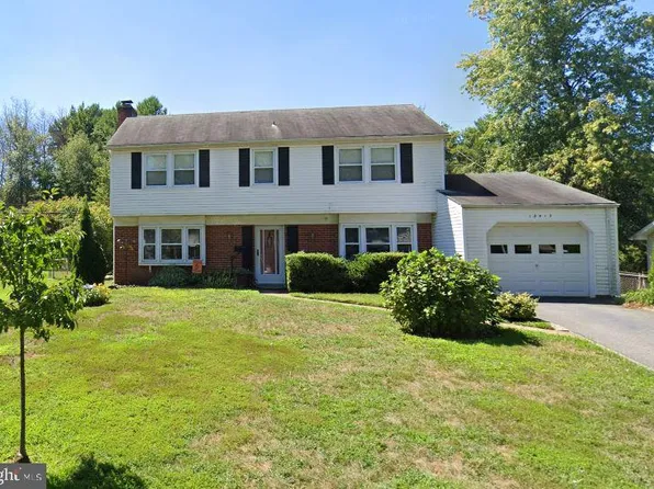 12413 Kemmerton Ln, Bowie, MD 20715