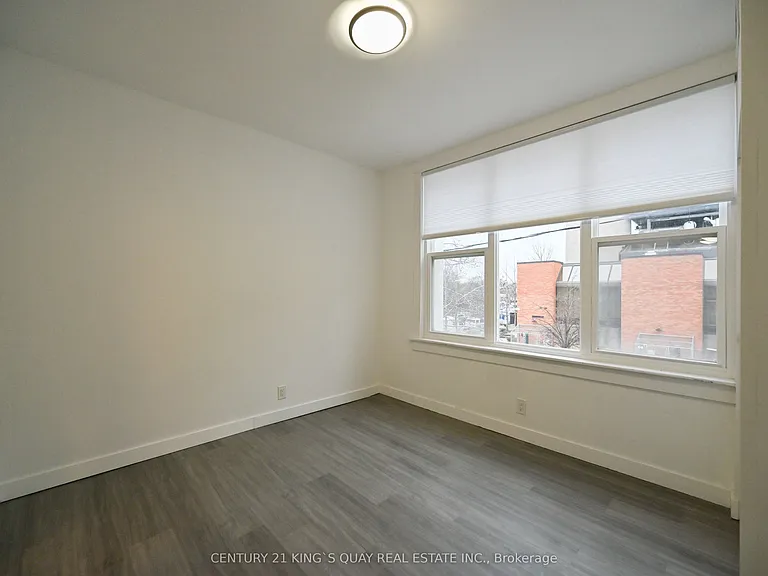 1A Leonard Ave #2 — Photo 8
