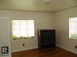 4th image of 4921 20th Ave N
