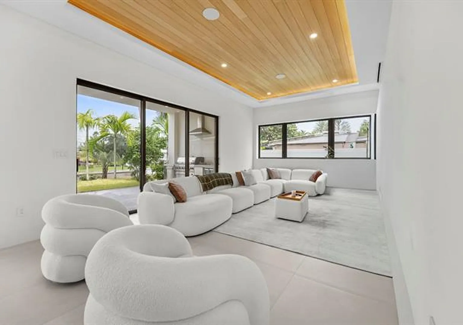 1317 Tangelo Isle # 1317, Fort Lauderdale, FL 33315 — Photo 3