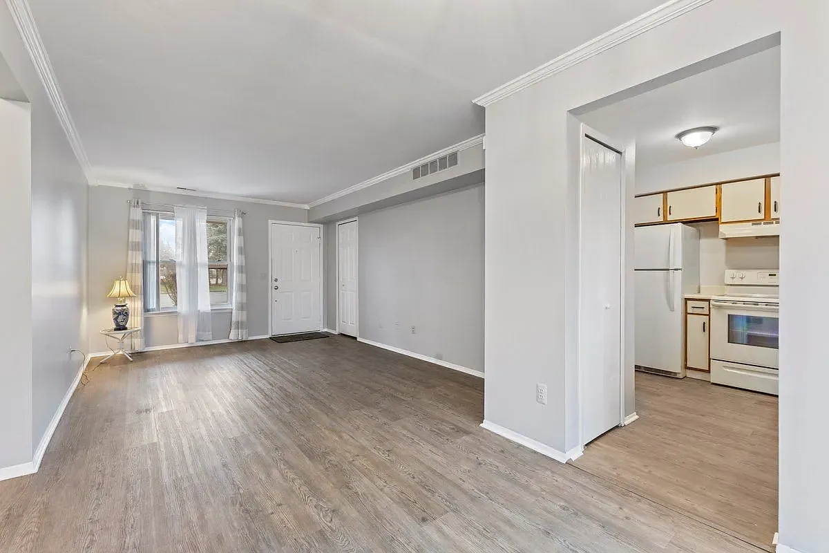 1 bed, 691 sqft, $1,250 — Photo 1