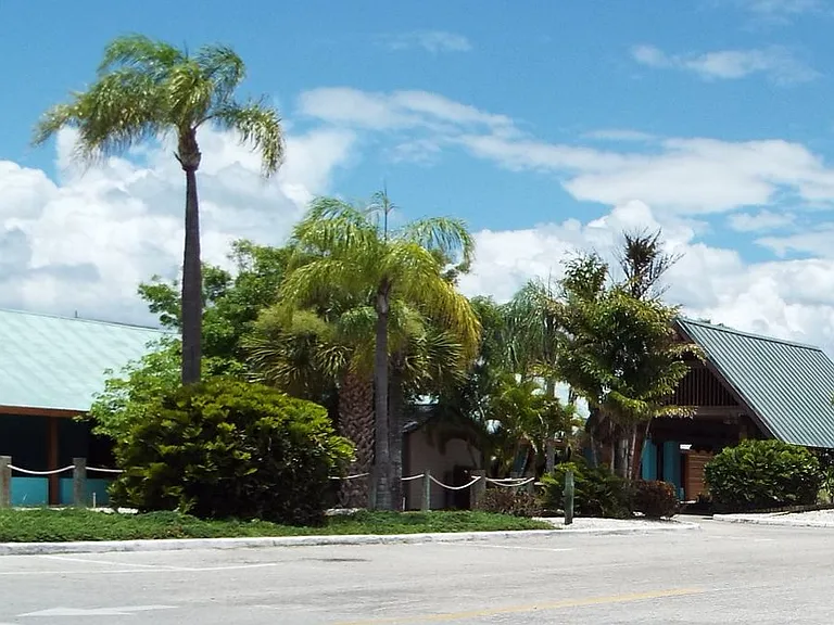 513 Bahia Beach Blvd — Photo 8