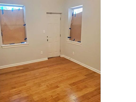 4th image of 917 W Dauphin St #1
