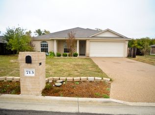 713 Pebble Creek Dr, Hewitt, TX 76643
