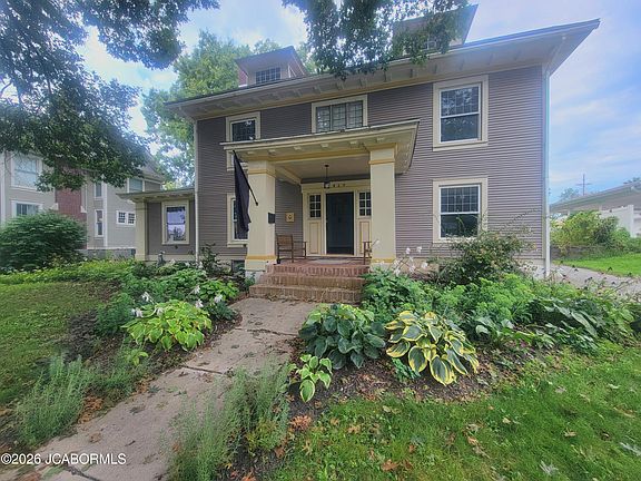 2nd image of 829 Court St