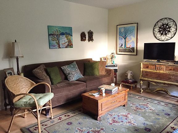 3rd image of 8539 Avers Ave