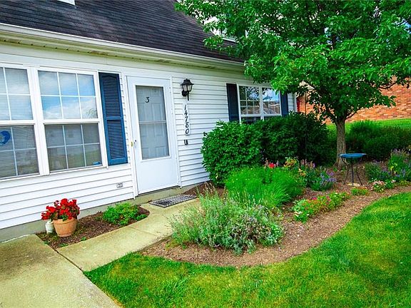 4th image of 14780 Lakeview Dr #3