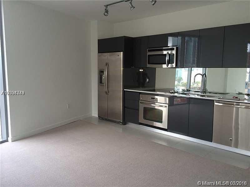 2nd image of 31 SE 6th St APT 1001