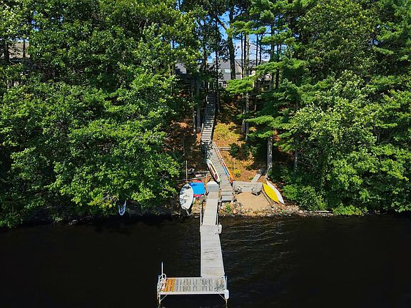 3rd image of 150 Lake Ridge Dr