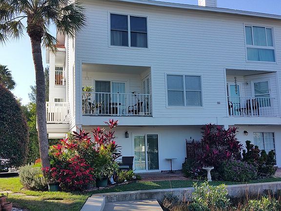 4th image of 19201 Vista Ln APT A4