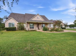 17422 Saddle Creek Dr, College Station, TX 77845