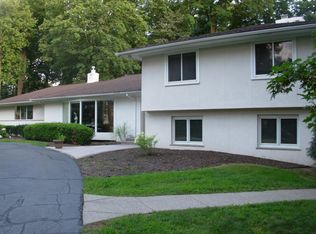 40241 Fairway Iii Rd, Northville, MI 48167