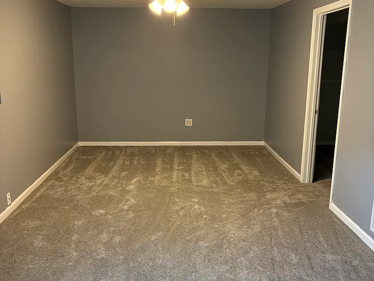 1031 Superior St #BASEMENT — Photo 10