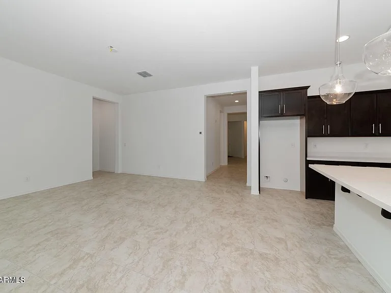 19793 W Earll Dr — Photo 10