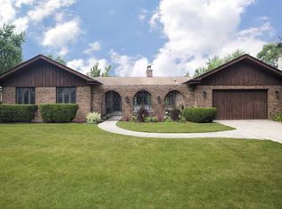 3316 Prestwick Ln, Northbrook, IL
