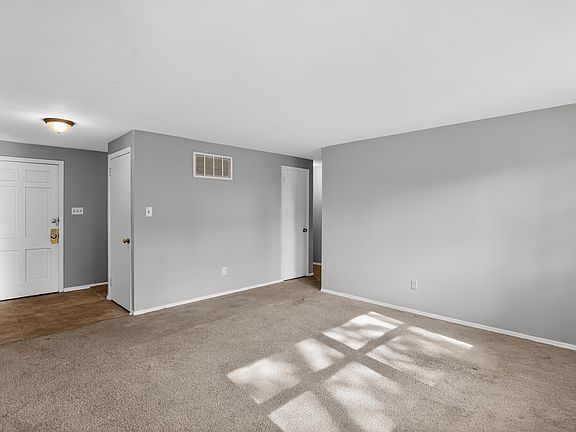 4th image of 1925 N Mitthoefer Rd