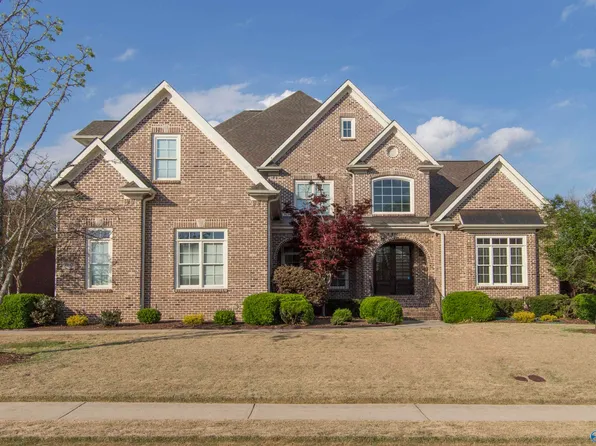 3107 Brook Park Dr SE, Owens Cross Roads, AL 35763