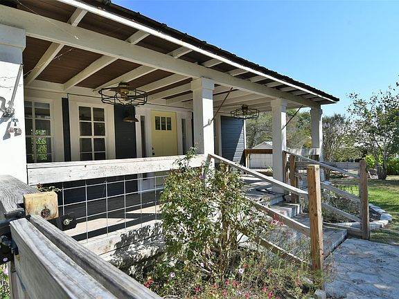 3rd image of 4875 Main St