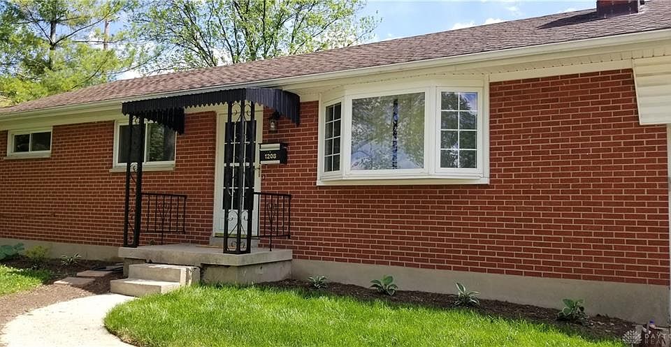 1st image of 1208 Willowdale Ave