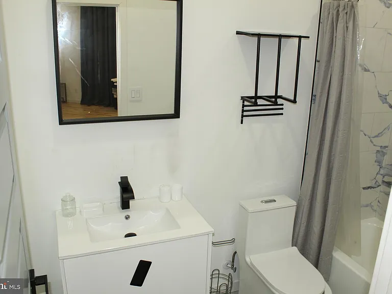 3017 Ridge Ave #A — Photo 16