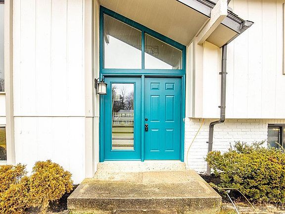 5th image of 10614 Thistlewood Ct