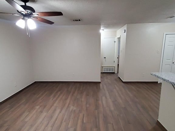 3rd image of 308 E Denton Dr #O