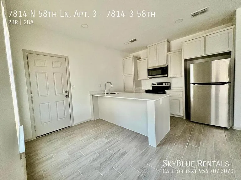 7814 N 58th St #3 — Photo 8
