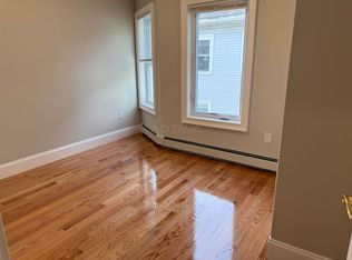 200 North St APT 2, Somerville, MA 02144