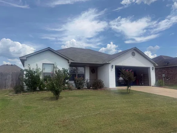 (undisclosed Address), Greenbrier, AR 72058