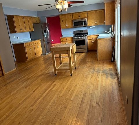 2nd image of 16439 S Westwood Dr