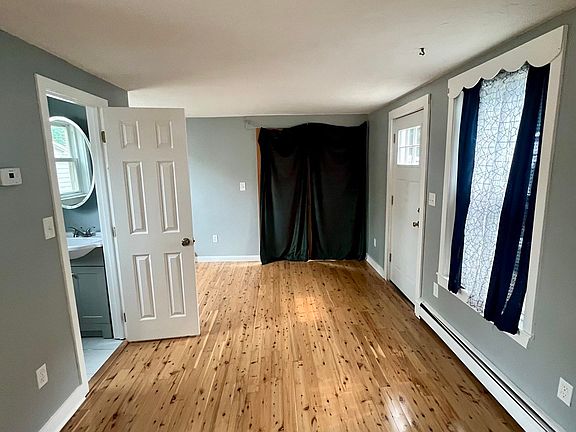4th image of 66 Main St APT C