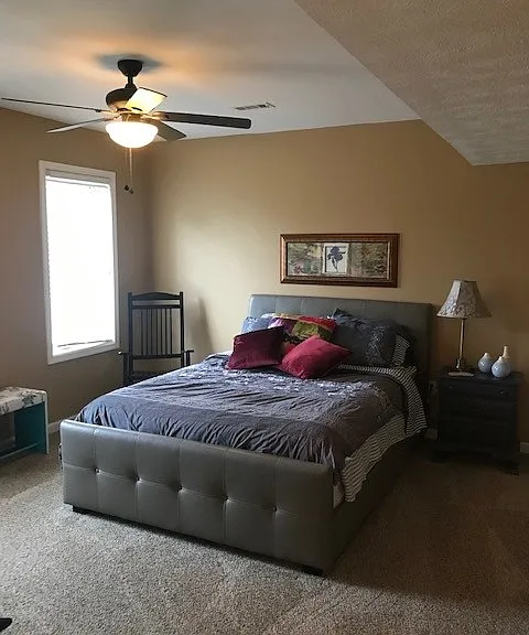 49 Melrose Dr — Photo 5