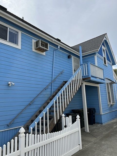 outside k street_11012022