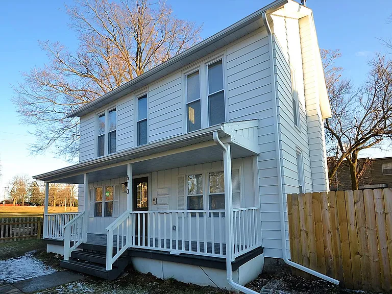 610 Union St #2 — Photo 12