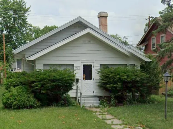 1133 Altgeld St, South Bend, IN 46614