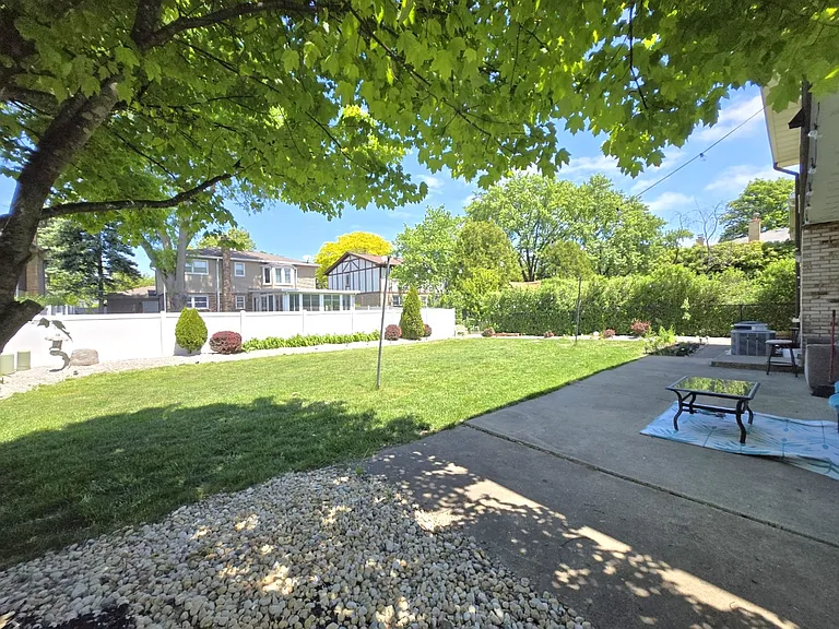 1002 E Callero Cir #2 — Photo 24