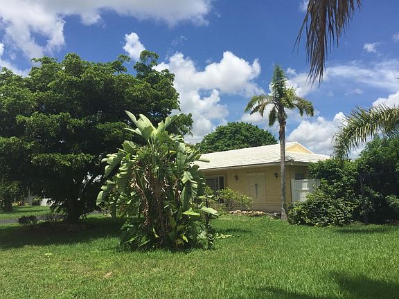 4th image of 10217 NW 80th Dr