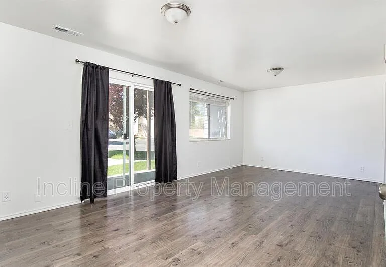 624 S 500 W #1 — Photo 10