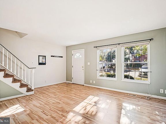 5th image of 113 N College Dr #175