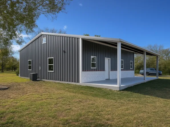 520 N 1st St, Pt, TX 75472