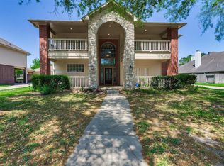 14914 Bennetts Mill Ln, Sugar Land, TX 77498