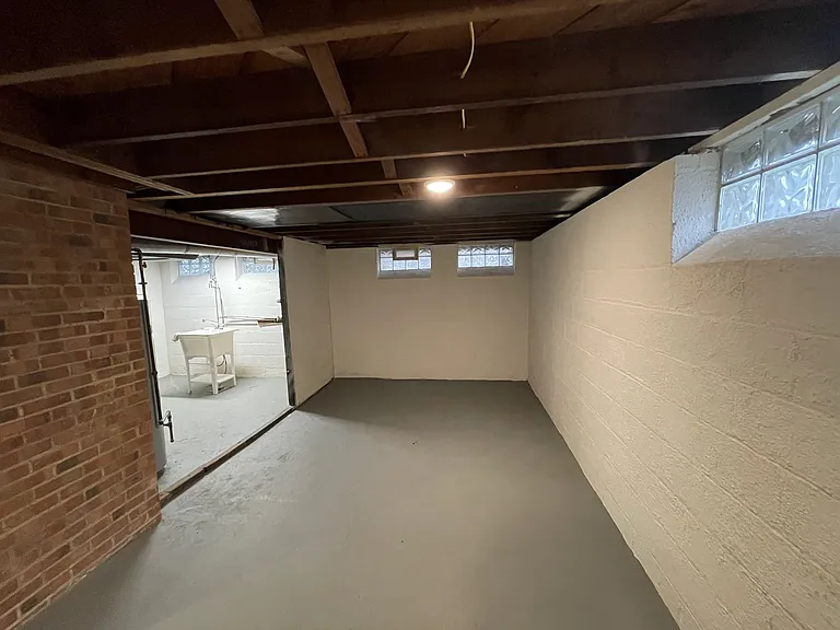 4320 Elmwood Rd — Photo 29