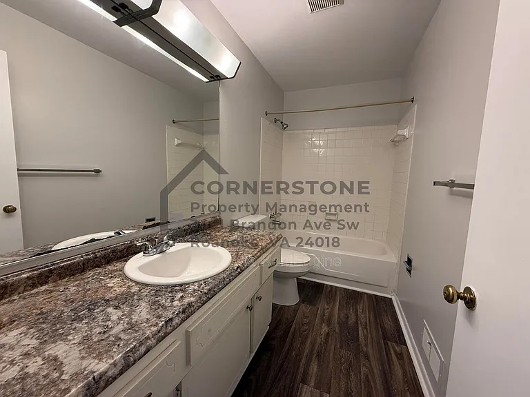 6500 Carefree Ln #13 — Photo 3