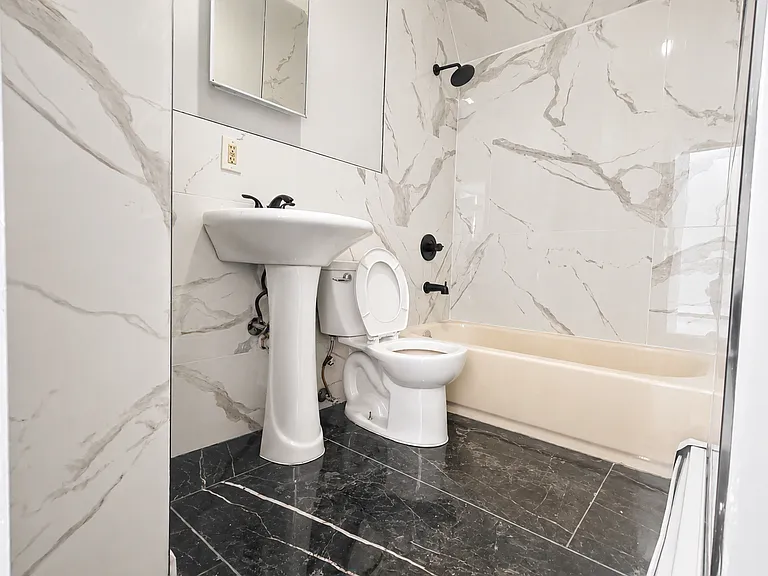 50 Halsted St #3 — Photo 6