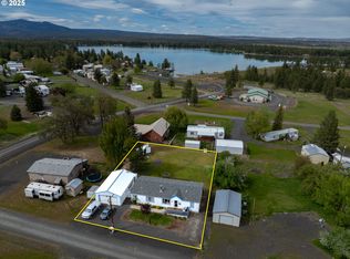 13 S Appleman Rd, Tygh Valley, OR 97063