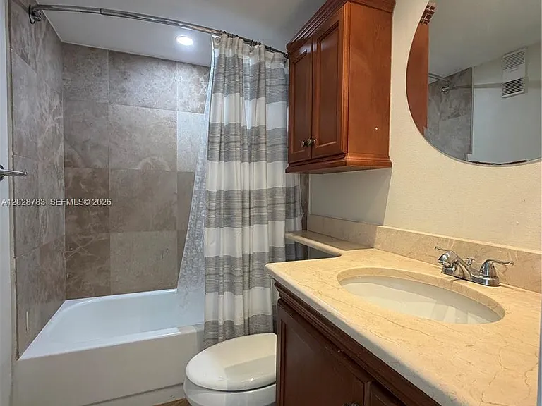 770 Claughton Island Dr #704 — Photo 23
