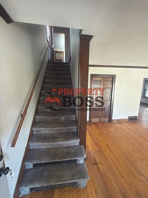 1943 Warwick Ave. - 1 — Photo 4