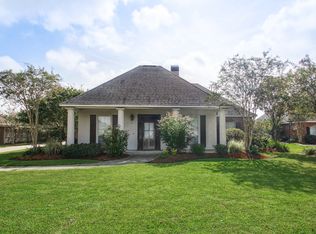 36382 Stanton Hall Ave, Denham Springs, LA 70706