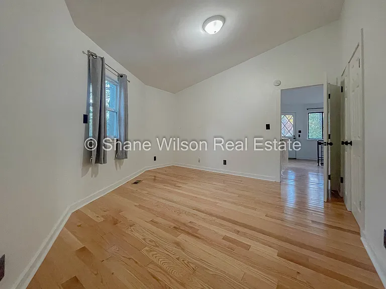 720 Midland Pike — Photo 13