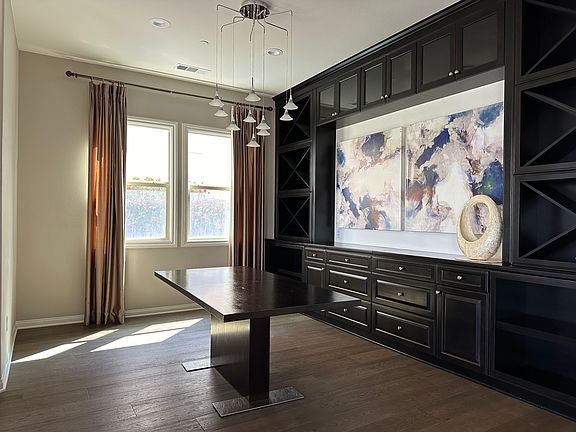 5th image of 15894 Pomerol Ln